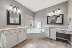 648 Wyndview Dr, O'Fallon, MO 63367 - Photo 31