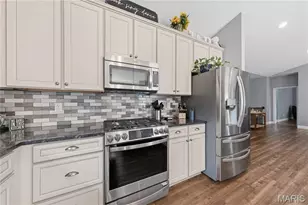 648 Wyndview Dr, O'Fallon, MO 63367 - Photo 15