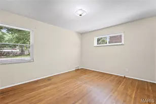 8970 S Laclede Station Rd, Saint Louis, MO 63123 - Photo 11