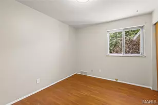 8970 S Laclede Station Rd, Saint Louis, MO 63123 - Photo 17