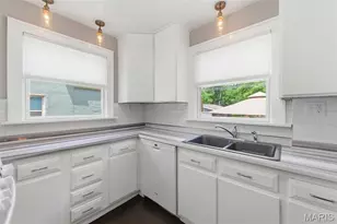 639 Newport Ave, Webster Groves, MO 63119 - Photo 21