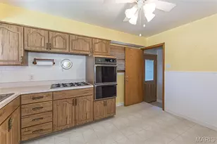 351 Amend Dr, Saint Louis, MO 63129 - Photo 13