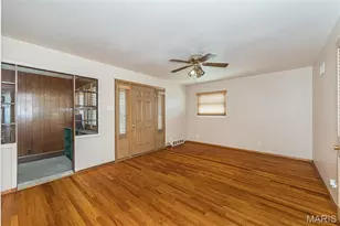 351 Amend Dr, Saint Louis, MO 63129 - Photo 7