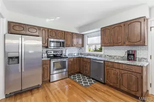 4113 Sunrise Way Dr, Saint Louis, MO 63125 - Photo 15