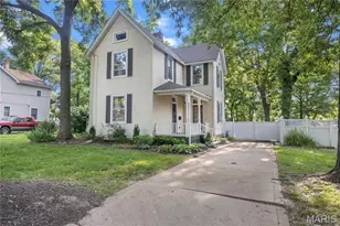 419 S Van Buren Ave, Kirkwood, MO 63122 - Photo 1