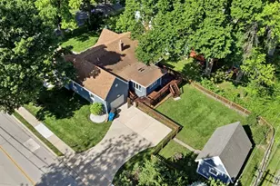 895 Brookside Dr, Saint Louis, MO 63122 - Photo 3