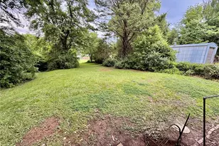 1047 Forest Home Dr, Bellefontaine Neighbors, MO 63137 - Photo 21