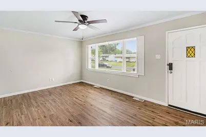 1150 Kostka Lane, Florissant, MO 63031 - Photo 7