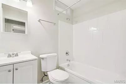 985 Belmont Terrace, Florissant, MO 63033 - Photo 19