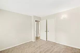 985 Belmont Terrace, Florissant, MO 63033 - Photo 11