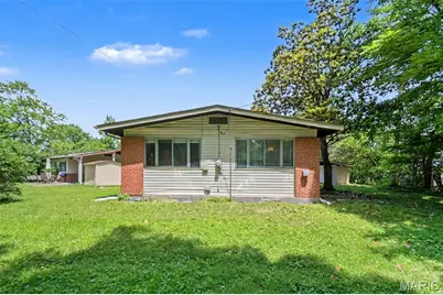 985 Belmont Terrace, Florissant, MO 63033 - Photo 15