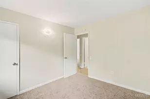 985 Belmont Terrace, Florissant, MO 63033 - Photo 13