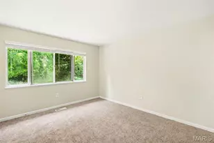 985 Belmont Terrace, Florissant, MO 63033 - Photo 17