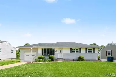245 Jeanette Drive, Florissant, MO 63031 - Photo 1