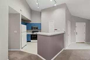 16 Homefield Gardens Dr, O'Fallon, MO 63366 - Photo 9