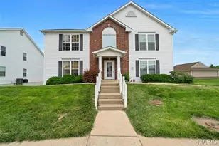 16 Homefield Gardens Dr, O'Fallon, MO 63366 - Photo 1