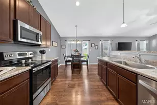 509 Gaslite Dr, O'Fallon, MO 63366 - Photo 17