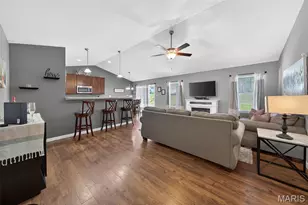 509 Gaslite Dr, O'Fallon, MO 63366 - Photo 5