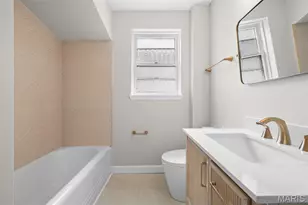 7542 York Dr, Saint Louis, MO 63105 - Photo 23
