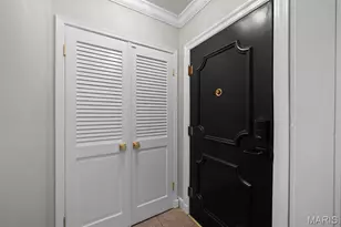 7542 York Dr, Saint Louis, MO 63105 - Photo 7