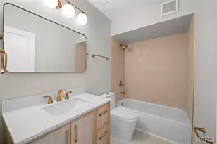 7542 York Dr, Saint Louis, MO 63105 - Photo 23