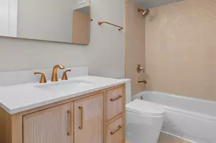 7542 York Dr, Saint Louis, MO 63105 - Photo 25