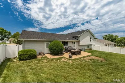 304 Trailview Avenue, Saint Peters, MO 63376 - Photo 33