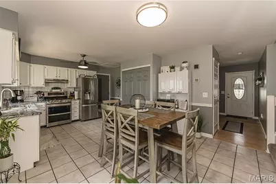 304 Trailview Avenue, Saint Peters, MO 63376 - Photo 11