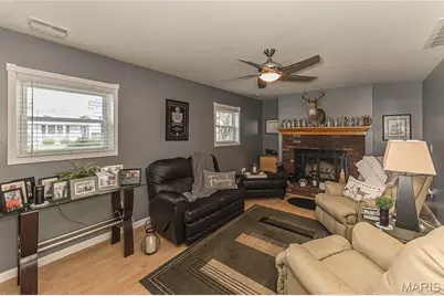 304 Trailview Avenue, Saint Peters, MO 63376 - Photo 15