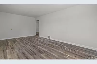 8234 Airport Road, Saint Louis, MO 63134 - Photo 7