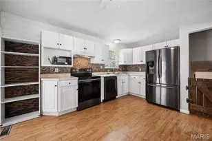 5009 Country Ridge Dr, Imperial, MO 63052 - Photo 5