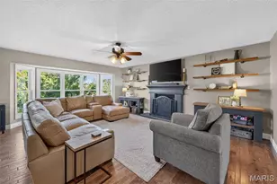 292 England Dr, O'Fallon, MO 63366 - Photo 3