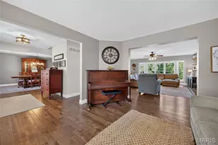 292 England Dr, O'Fallon, MO 63366 - Photo 25