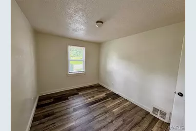 4533 Stivers Street, Normandy, MO 63121 - Photo 5