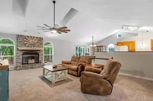 115 Apache Dr, Pacific, MO 63069 - Photo 13