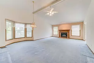2942 Sylvan Ln, Saint Charles, MO 63301 - Photo 11