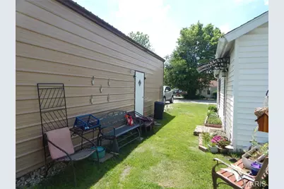 1620 W Centennial, Bowling Green, MO 63334 - Photo 3