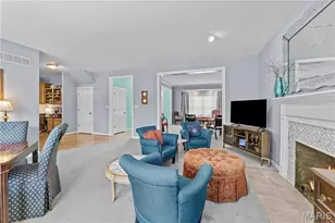 2320 Wellington Estates Dr, Chesterfield, MO 63017 - Photo 9