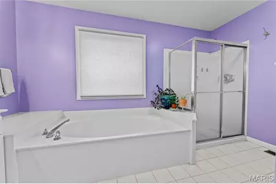 2320 Wellington Estates Drive, Chesterfield, MO 63017 - Photo 25