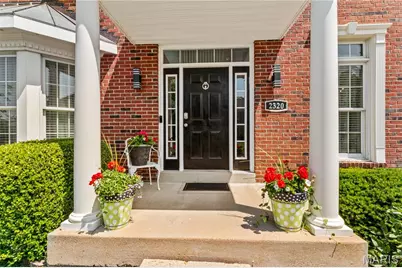 2320 Wellington Estates Drive, Chesterfield, MO 63017 - Photo 3