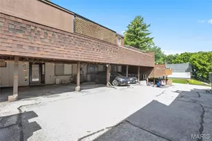 13556 Coliseum Dr, Chesterfield, MO 63017 - Photo 53