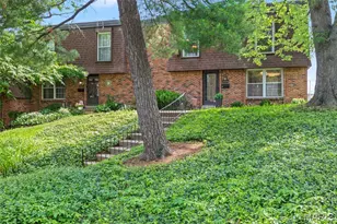 13556 Coliseum Dr, Chesterfield, MO 63017 - Photo 9