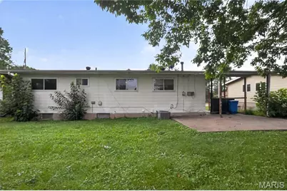 2325 Patterson Road, Florissant, MO 63031 - Photo 27