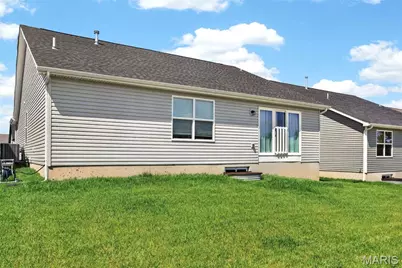 833 Cedarwood Drive, Moscow Mills, MO 63362 - Photo 5