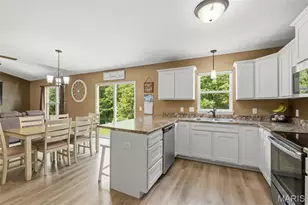 241 Cuivre Valley Dr, Troy, MO 63379 - Photo 5