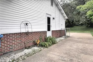 2295 Woodgrass Dr, Saint Louis, MO 63114 - Photo 27