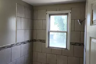 8972 Edna St, Saint Louis, MO 63147 - Photo 9