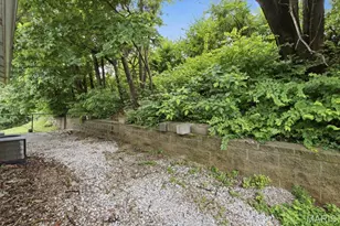 10607 St Michaels Terrace Ct, Saint Ann, MO 63074 - Photo 23