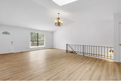 10607 Saint Michaels Terrace Court, Saint Ann, MO 63074 - Photo 11