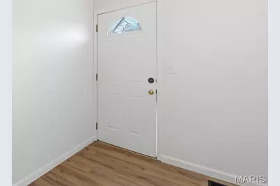 10607 Saint Michaels Terrace Court, Saint Ann, MO 63074 - Photo 5